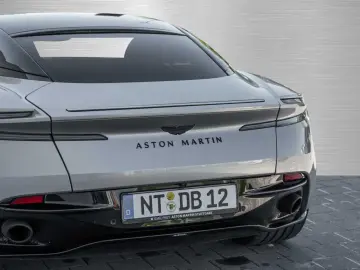 DB12 V8 Coupe Vorführwagen
