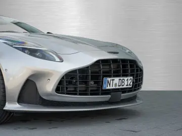 DB12 V8 Coupe Vorführwagen
