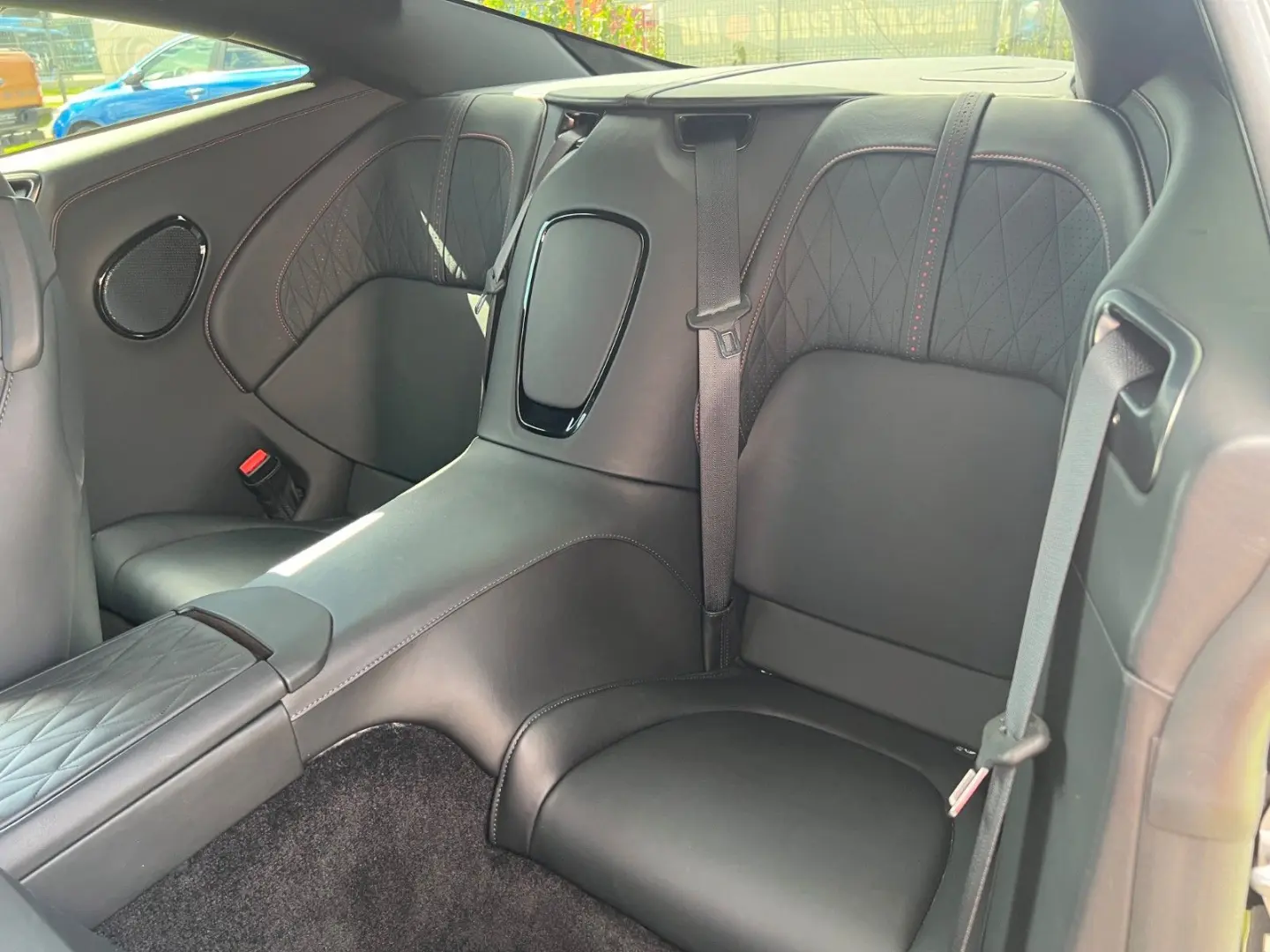 DB12 4.0 V8  360  21 coll  CERAMIC