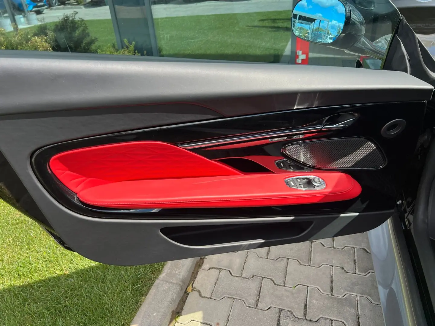 DB12 4.0 V8  360  21 coll  CERAMIC