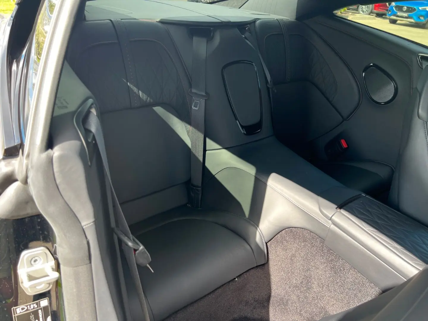 DB12 4.0 V8  360  21 coll  CERAMIC