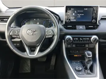 RAV 4 Hybrid 4x4
