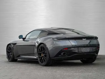 DB12 V8 Coupe Carbon Paket   Ceramic Bremsen