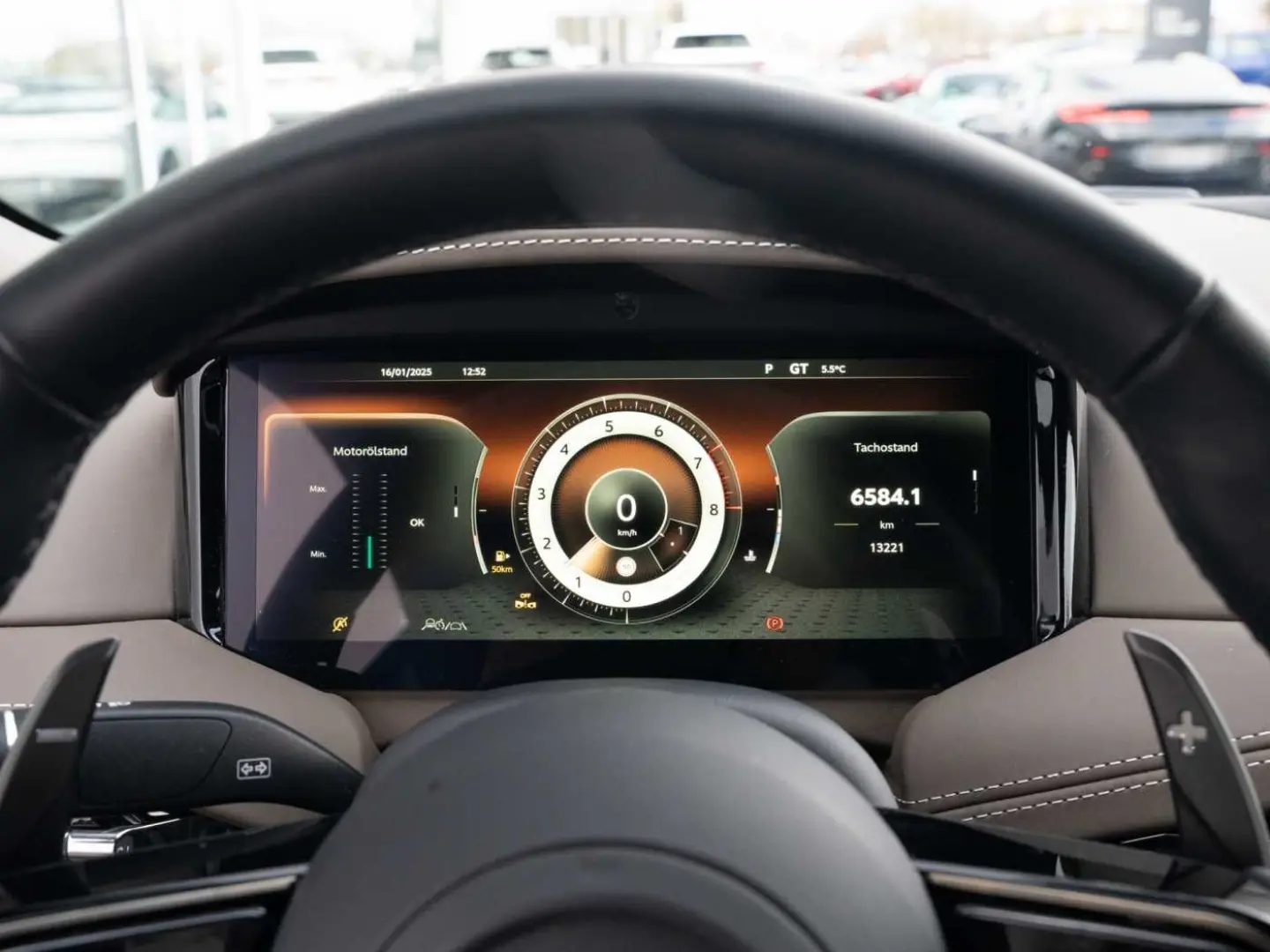 DB12 V8 Coupe Carbon Paket   Ceramic Bremsen