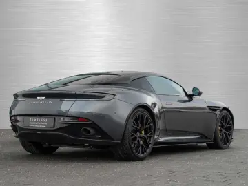 DB12 V8 Coupe Carbon Paket   Ceramic Bremsen