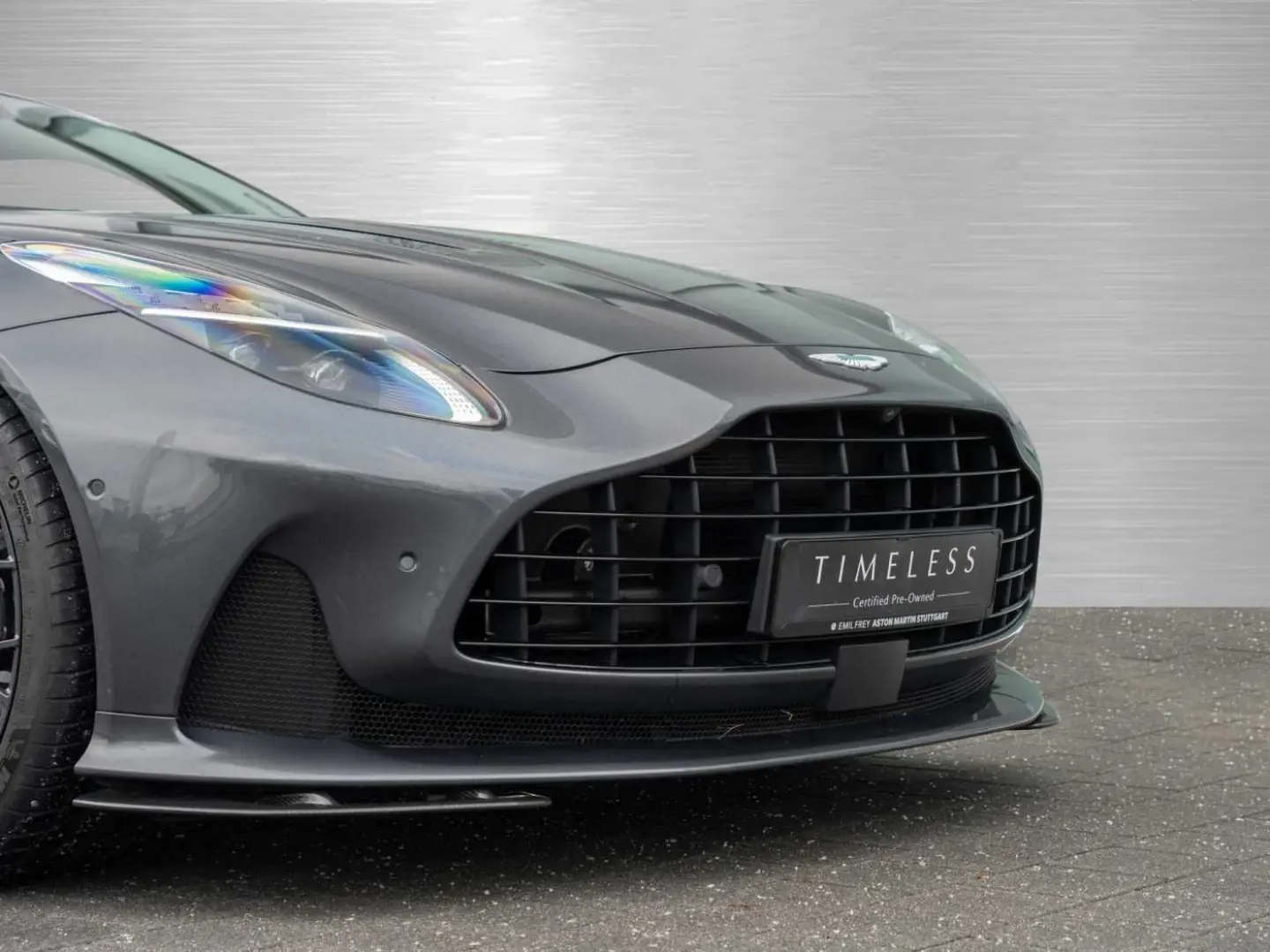DB12 V8 Coupe Carbon Paket   Ceramic Bremsen