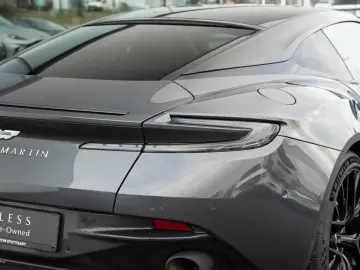 DB12 V8 Coupe Carbon Paket   Ceramic Bremsen