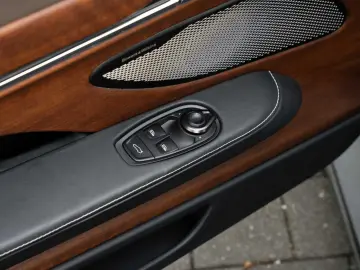 DB12 V8 Coupe Carbon Paket   Ceramic Bremsen