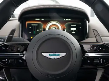 DB12 V8 Coupe Carbon Paket   Ceramic Bremsen