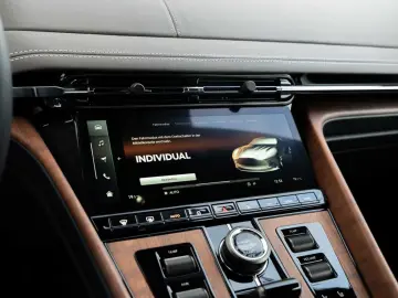 DB12 V8 Coupe Carbon Paket   Ceramic Bremsen