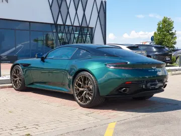 DB12 Coupe 4.0 V8