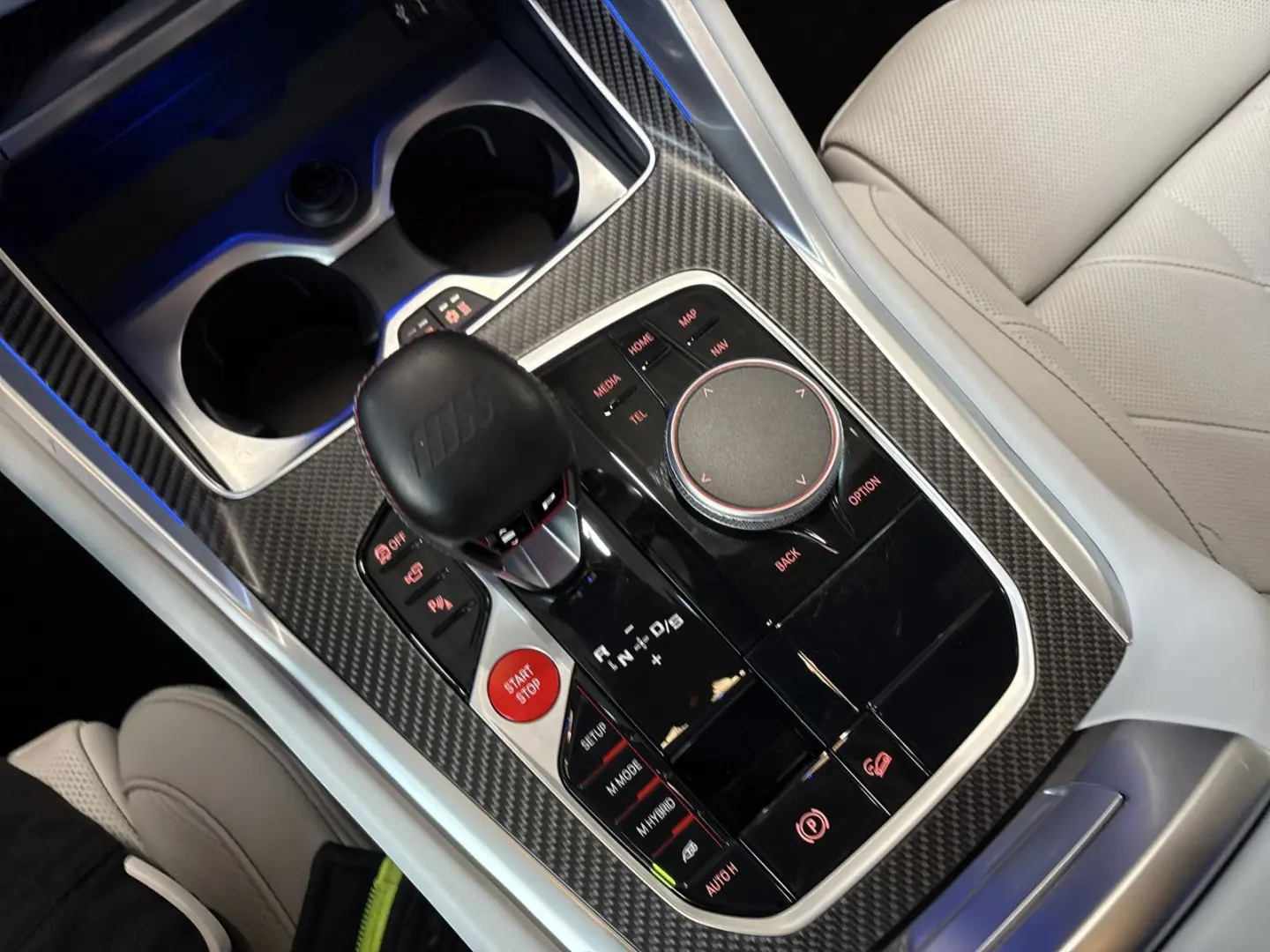 XM 50e Massage Driv.Assist.Prof Harman K Kamera