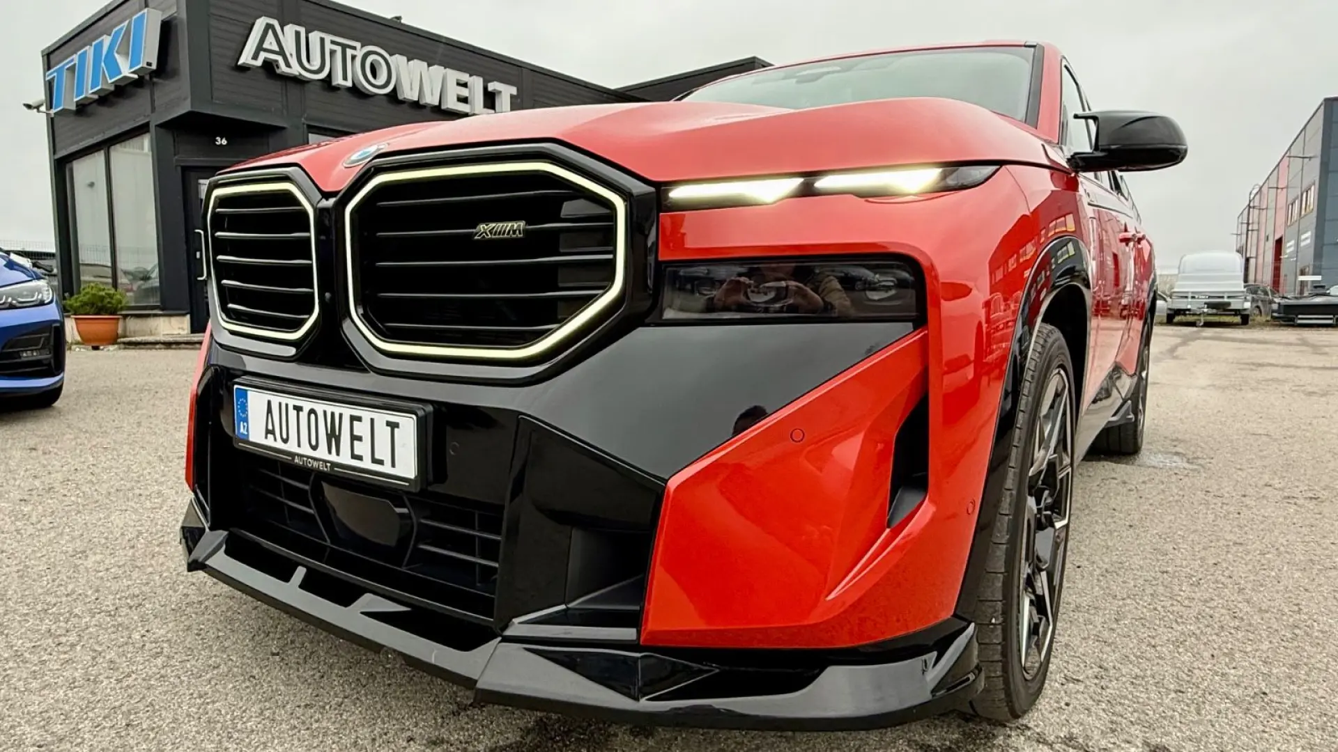 XM B&W  Gar. bis 05 2029   Akrapovic Ausp.