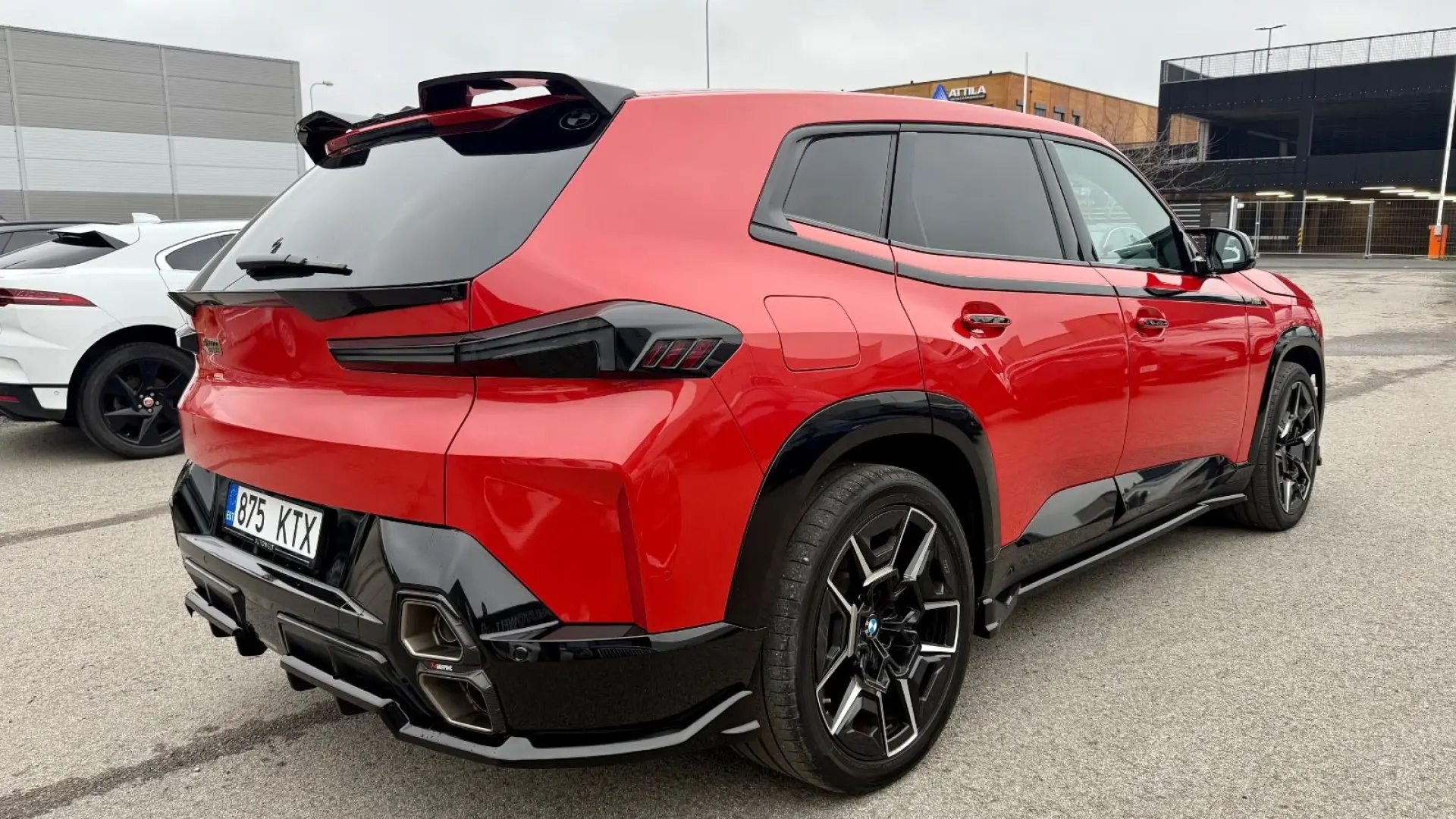 XM B&W  Gar. bis 05 2029   Akrapovic Ausp.