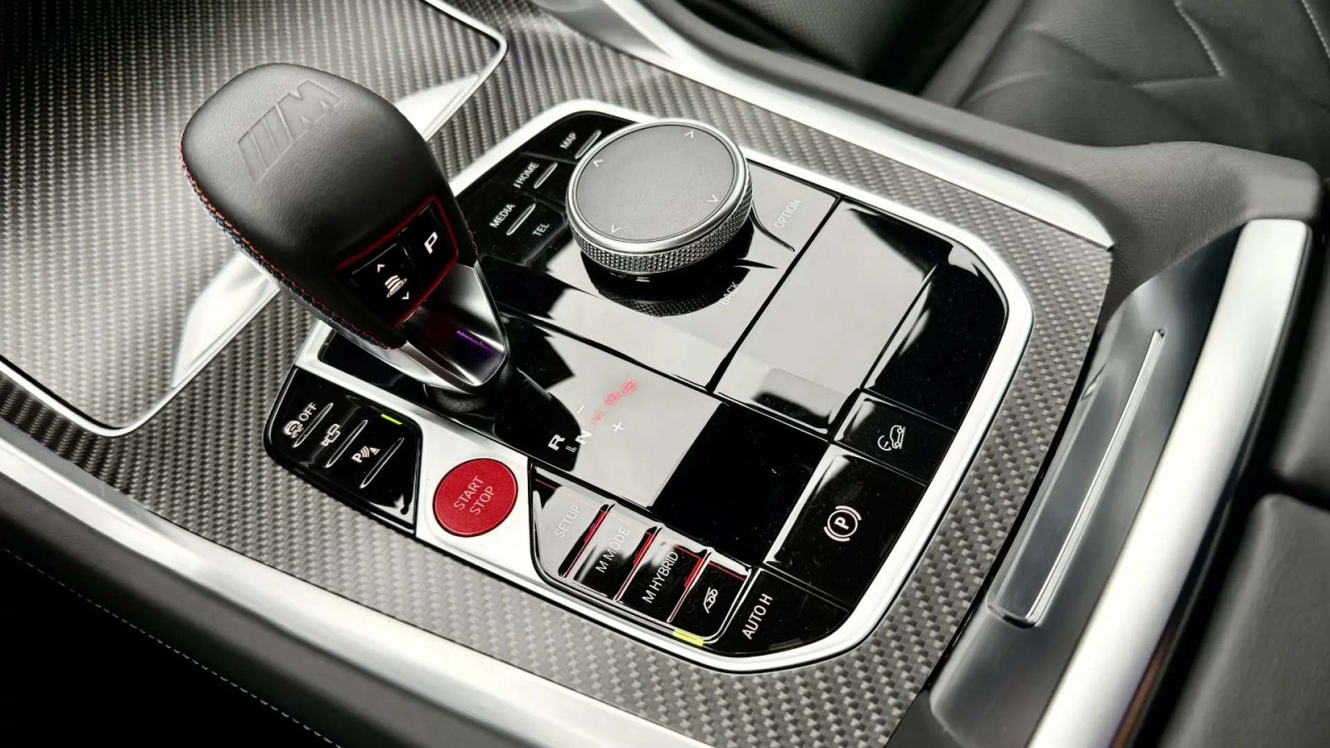 XM B&W  Gar. bis 05 2029   Akrapovic Ausp.