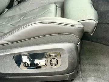 XM B&W  Gar. bis 05 2029   Akrapovic Ausp.