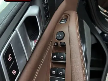 X5 xDrive 40 d M Sport H&K 22Z MEMORY KAMERA DAB