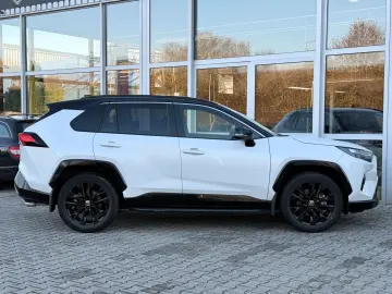 RAV4 Hybrid Style
