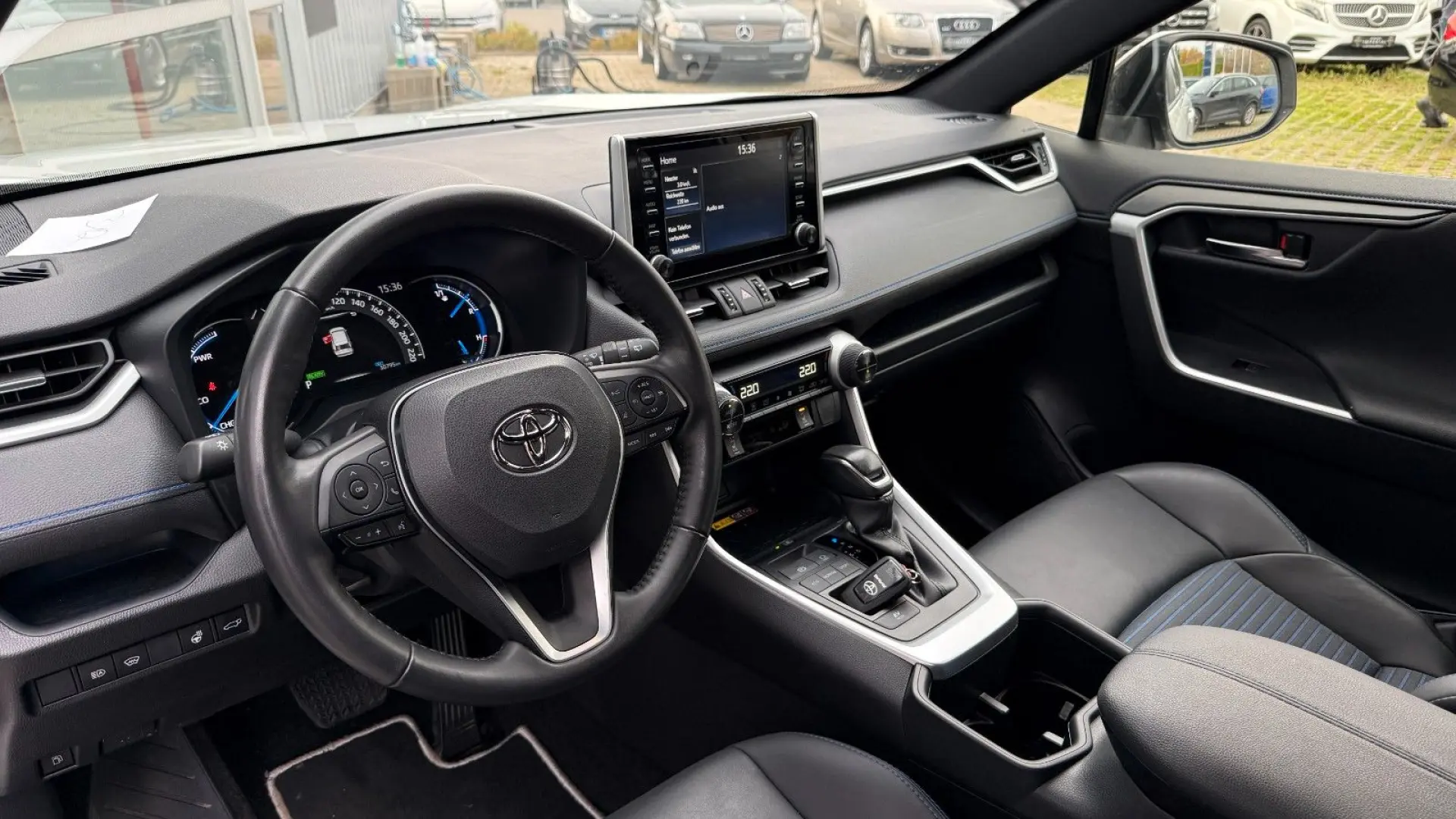 RAV4 Hybrid Style
