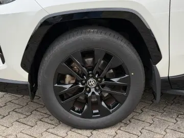 RAV4 Hybrid Style