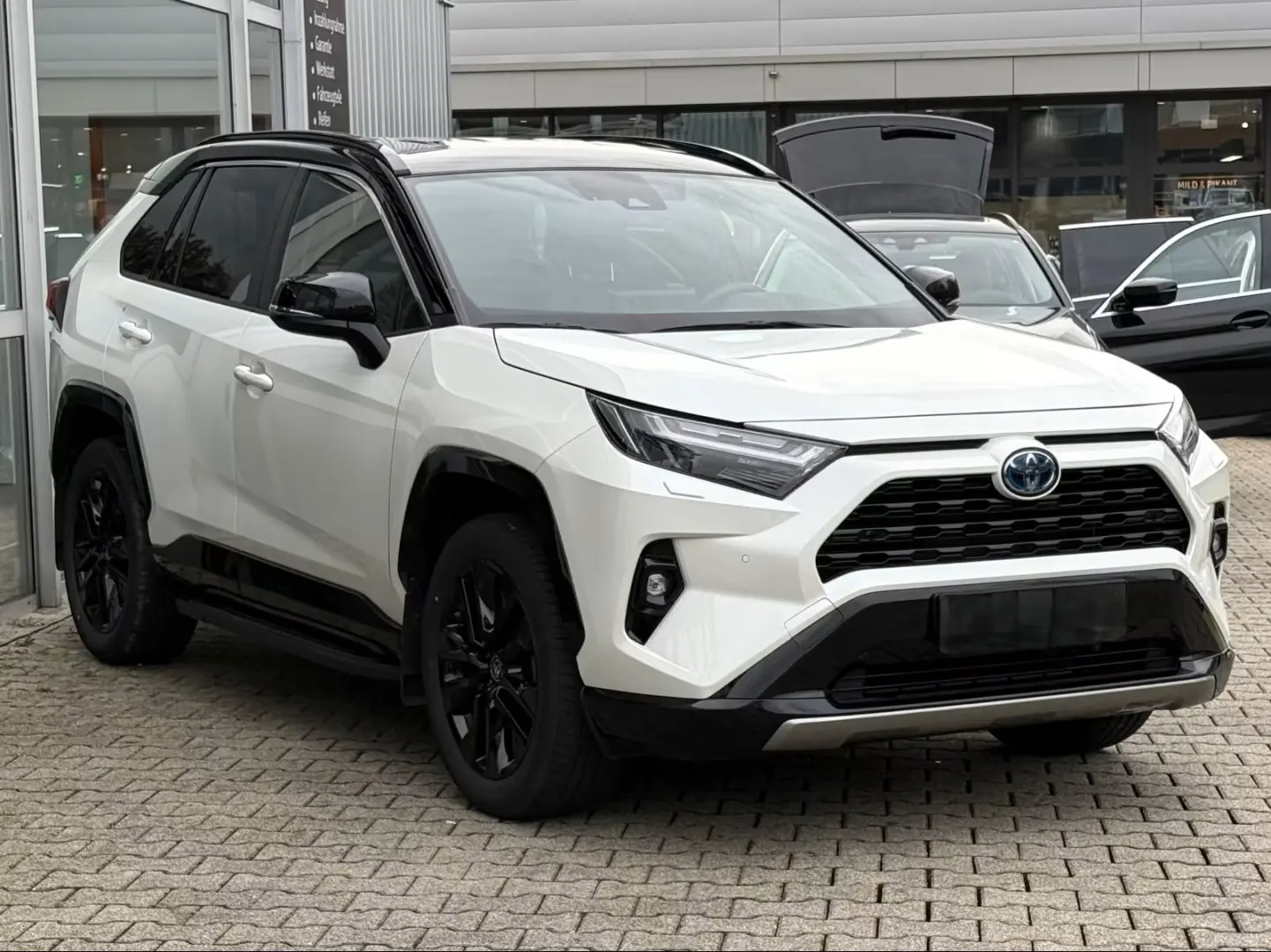 RAV4 Hybrid Style