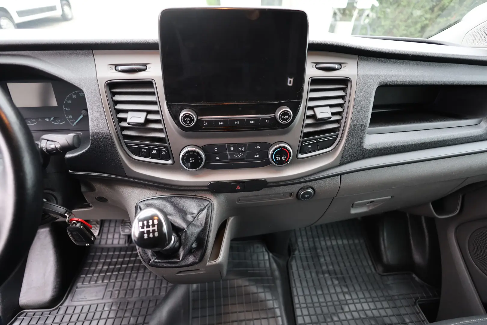 Ford Transit Custom L1H2 2.0D 108C