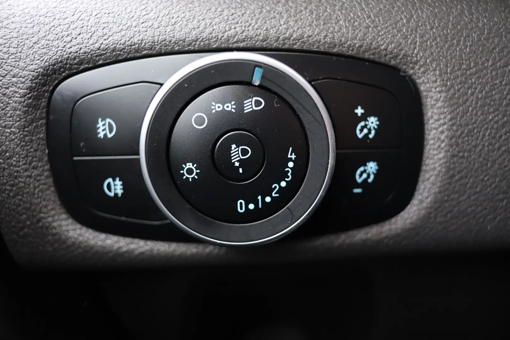 Ford Transit Custom L1H2 2.0D 108C