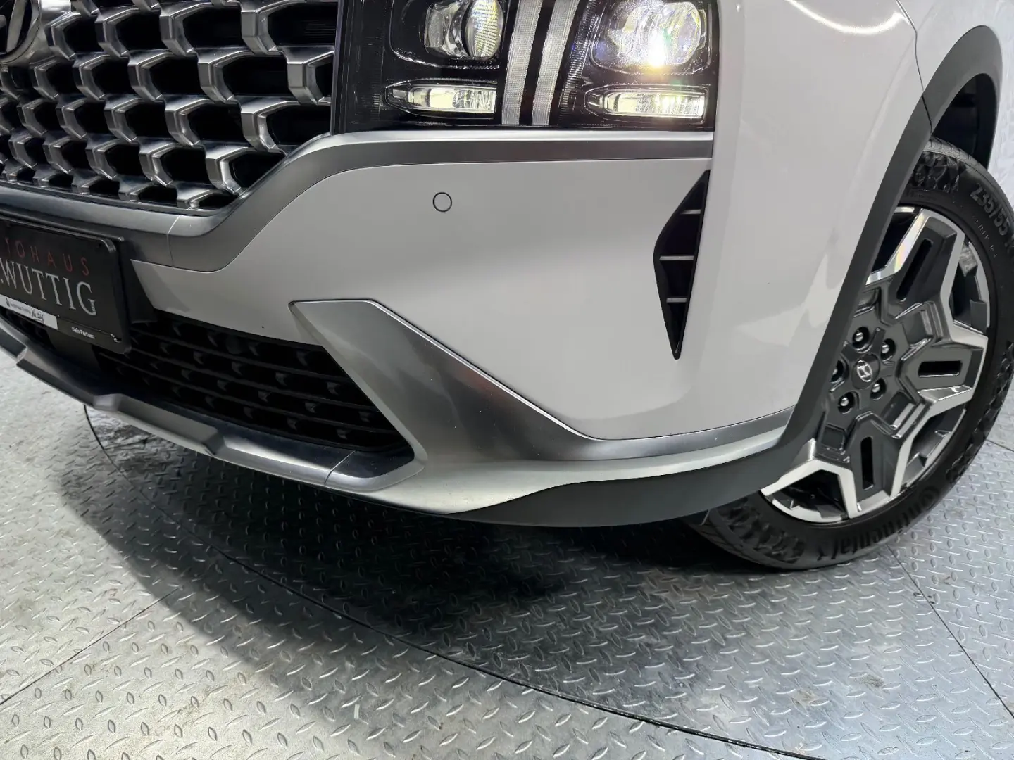 Hyundai Santa Fe Prime Plug-In Hybrid 4WD