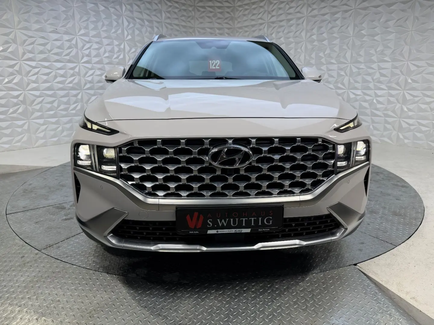 Hyundai Santa Fe Prime Plug-In Hybrid 4WD