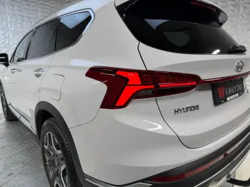 Hyundai Santa Fe Prime Plug-In Hybrid 4WD