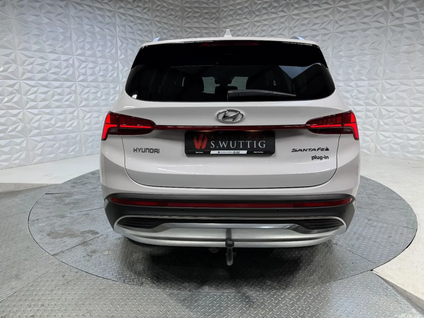 Hyundai Santa Fe Prime Plug-In Hybrid 4WD