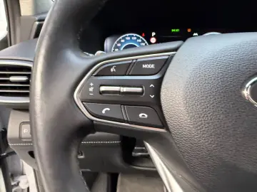 Hyundai Santa Fe Prime Plug-In Hybrid 4WD