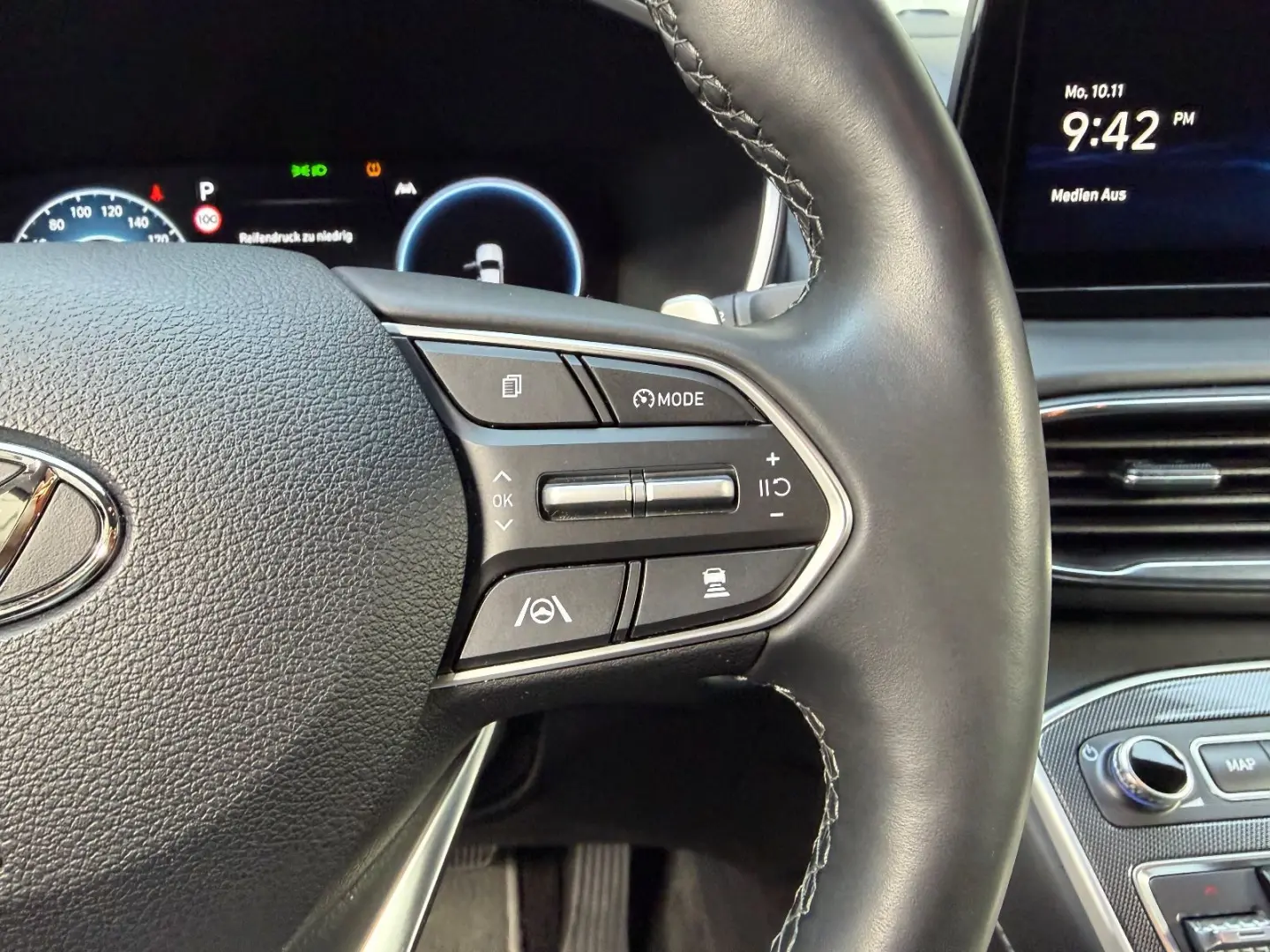 Hyundai Santa Fe Prime Plug-In Hybrid 4WD