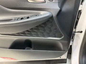 Hyundai Santa Fe Prime Plug-In Hybrid 4WD