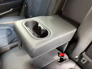 Hyundai Santa Fe Prime Plug-In Hybrid 4WD