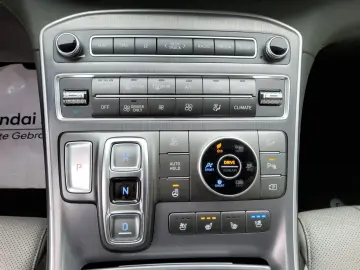 Hyundai SANTA FE 1.6 TGDi PHEV 4WD SIGNATURE