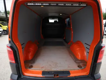 Volkswagen Transporter L2H1 2.0D 150CP