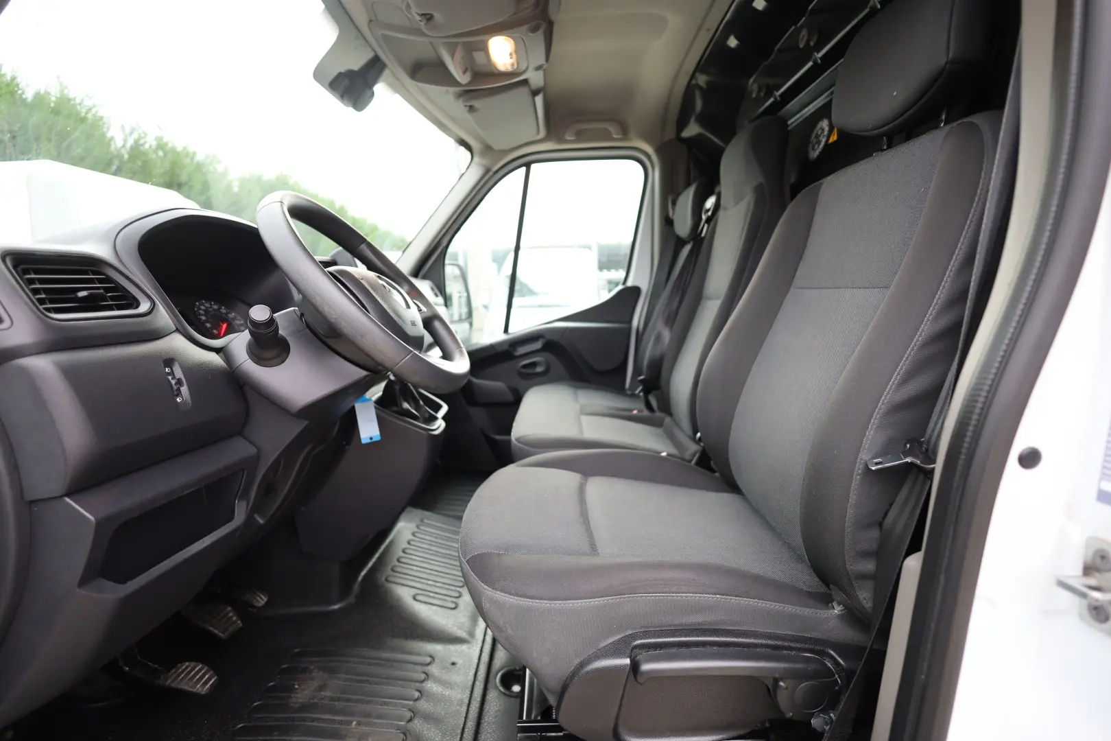 Renault Master L2H2 2.3D 136CP