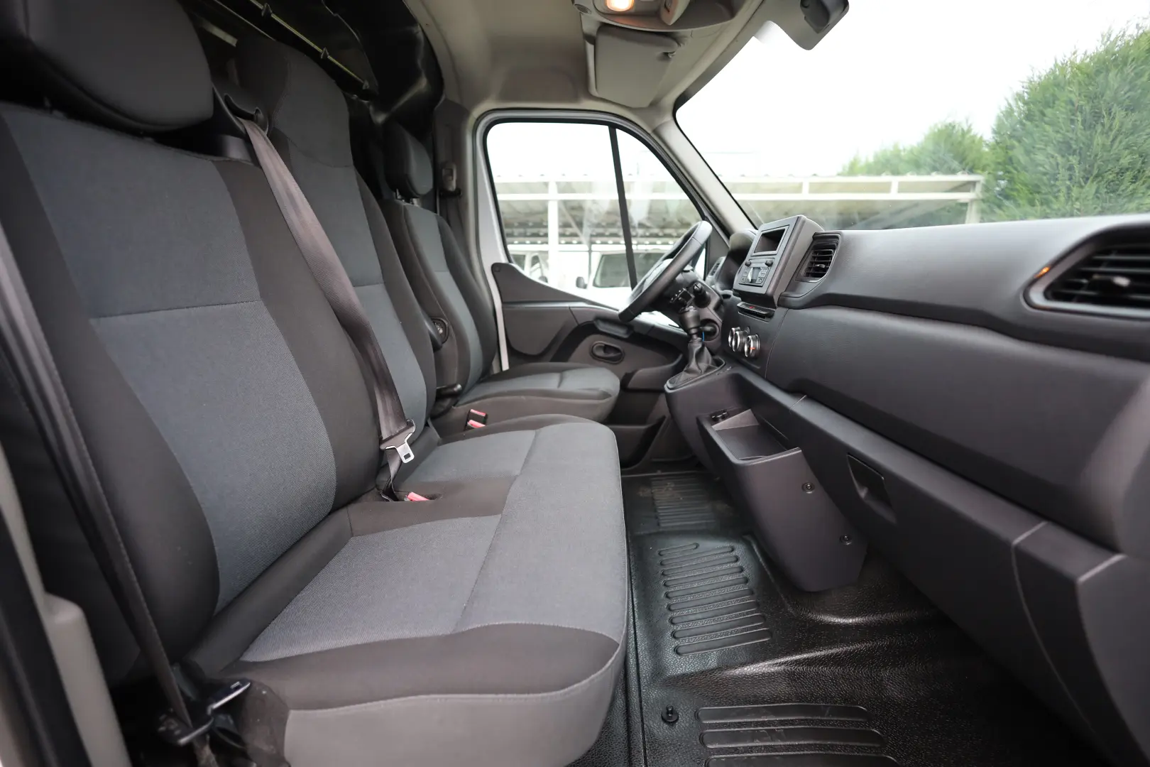 Renault Master L2H2 2.3D 136CP