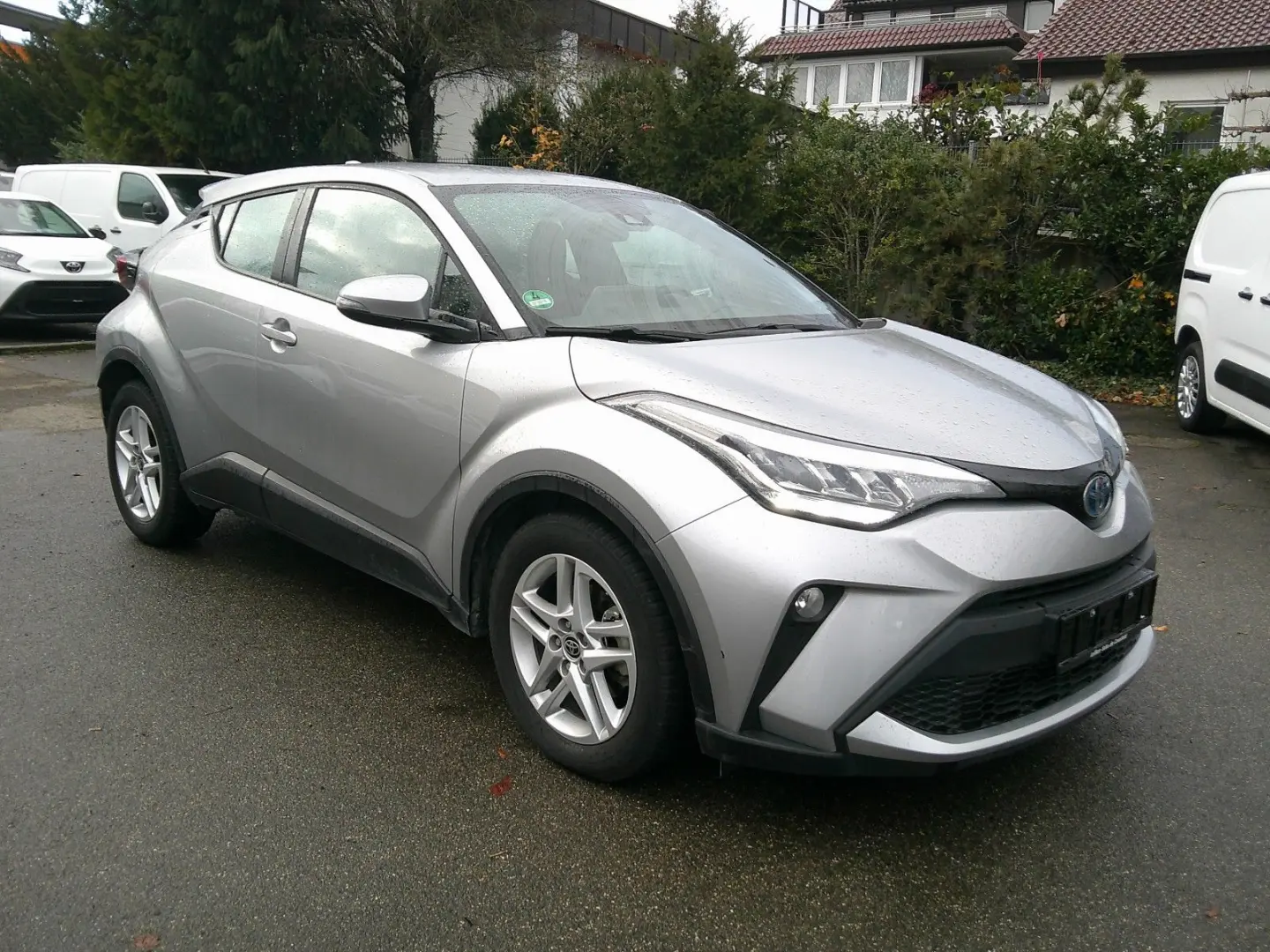 C-HR Hybrid
