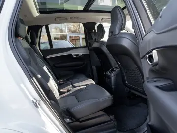 XC90 T8 AWD Plus Dark Panorama  AHK