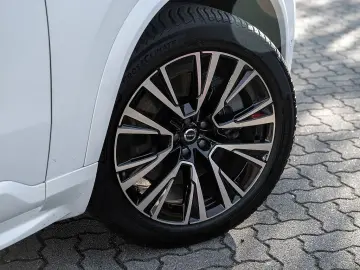 XC90 T8 AWD Plus Dark Panorama  AHK