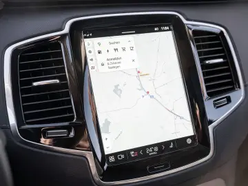 XC90 T8 AWD Plus Dark Panorama  AHK