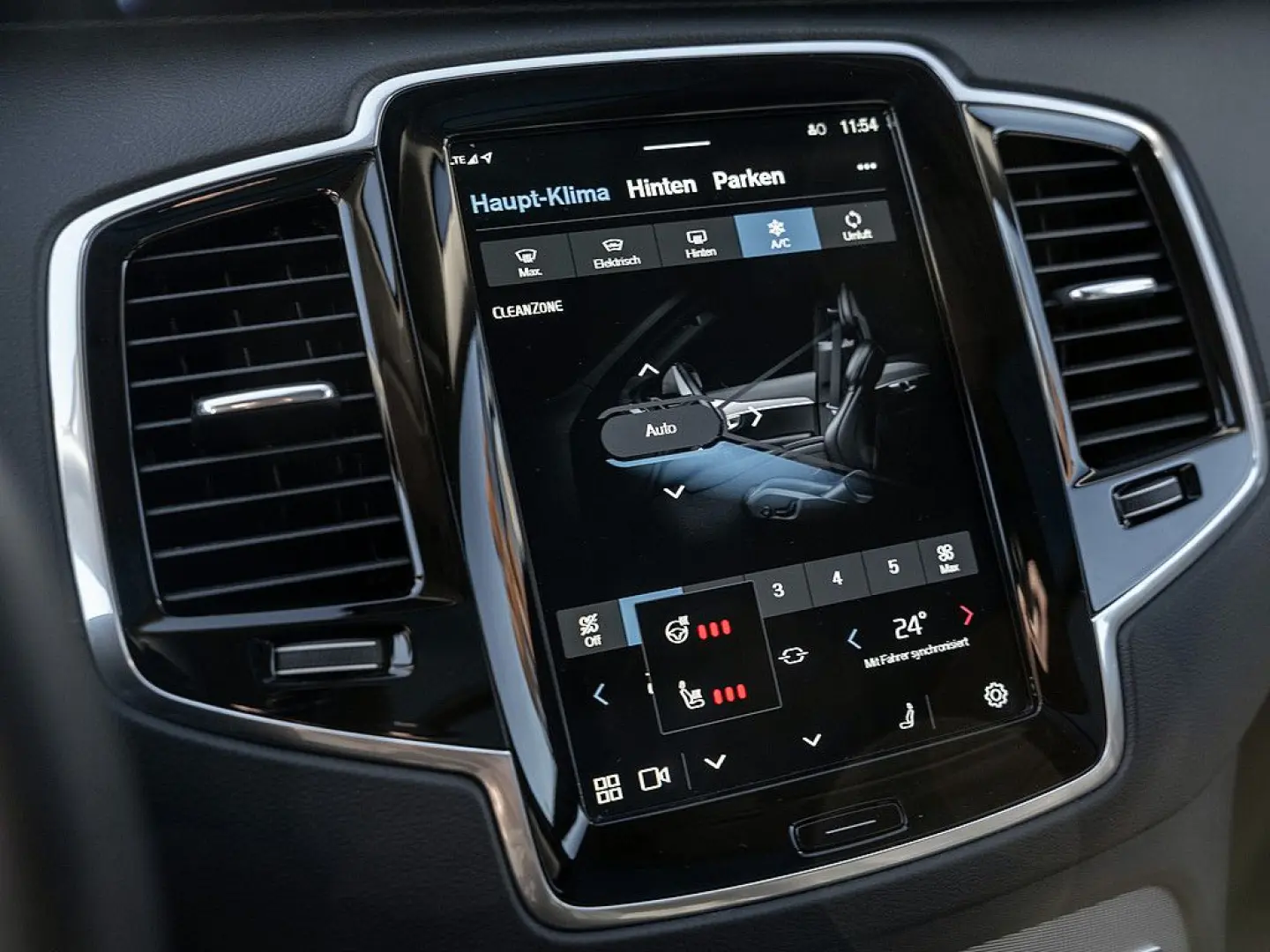 XC90 T8 AWD Plus Dark Panorama  AHK