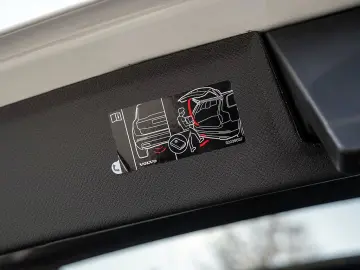 XC90 T8 AWD Plus Dark Panorama  AHK