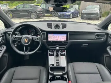 Macan Pano PDLS CarPlay AluPaket ACC Kam360  20