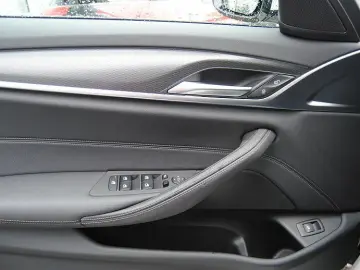 520d A xDrive Touring.M-Sport.ACC.HUD.StHz.HIFI