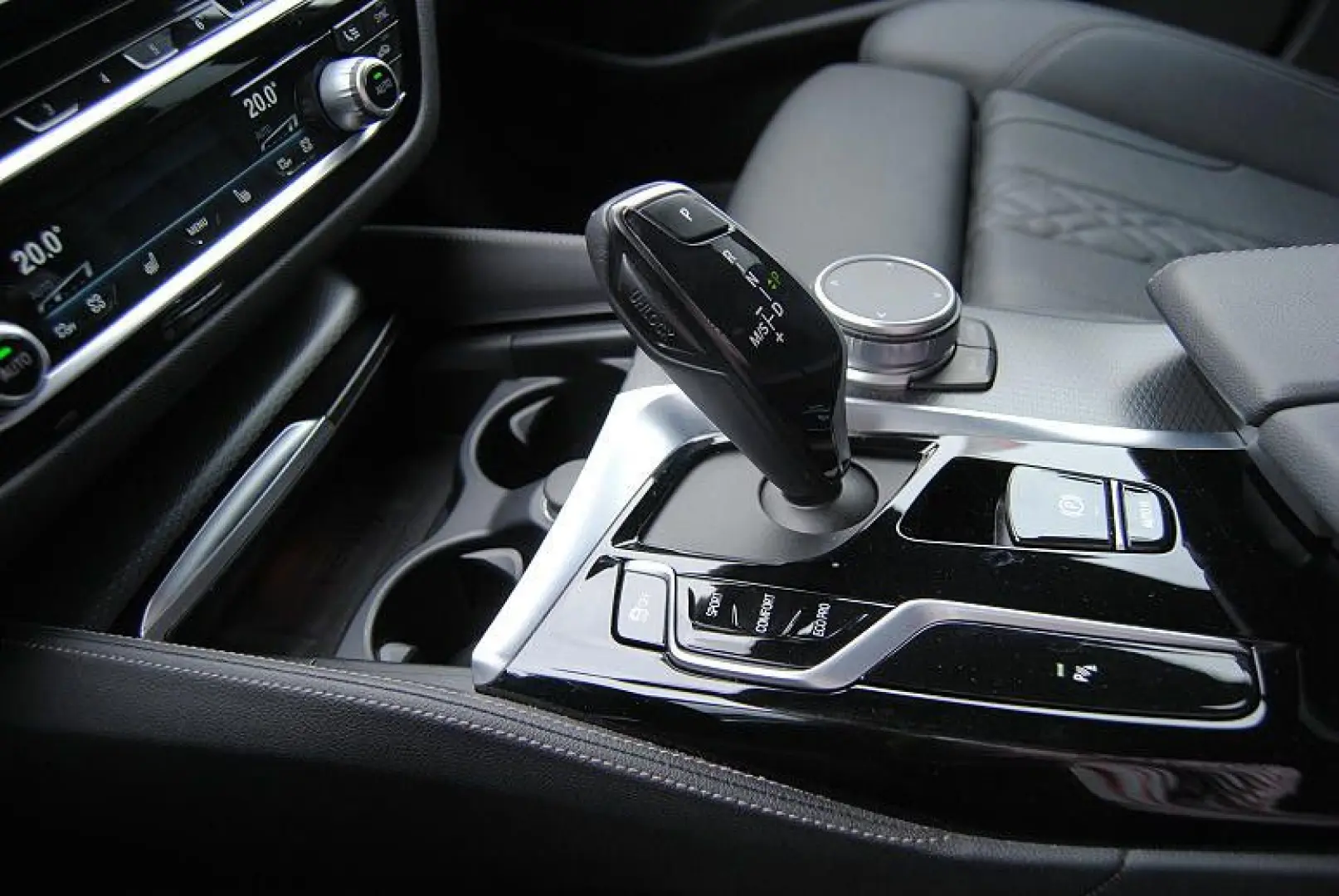 520d A xDrive Touring.M-Sport.ACC.HUD.StHz.HIFI