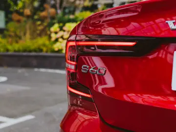 VOLVO S60 T4 INSCRIPTION