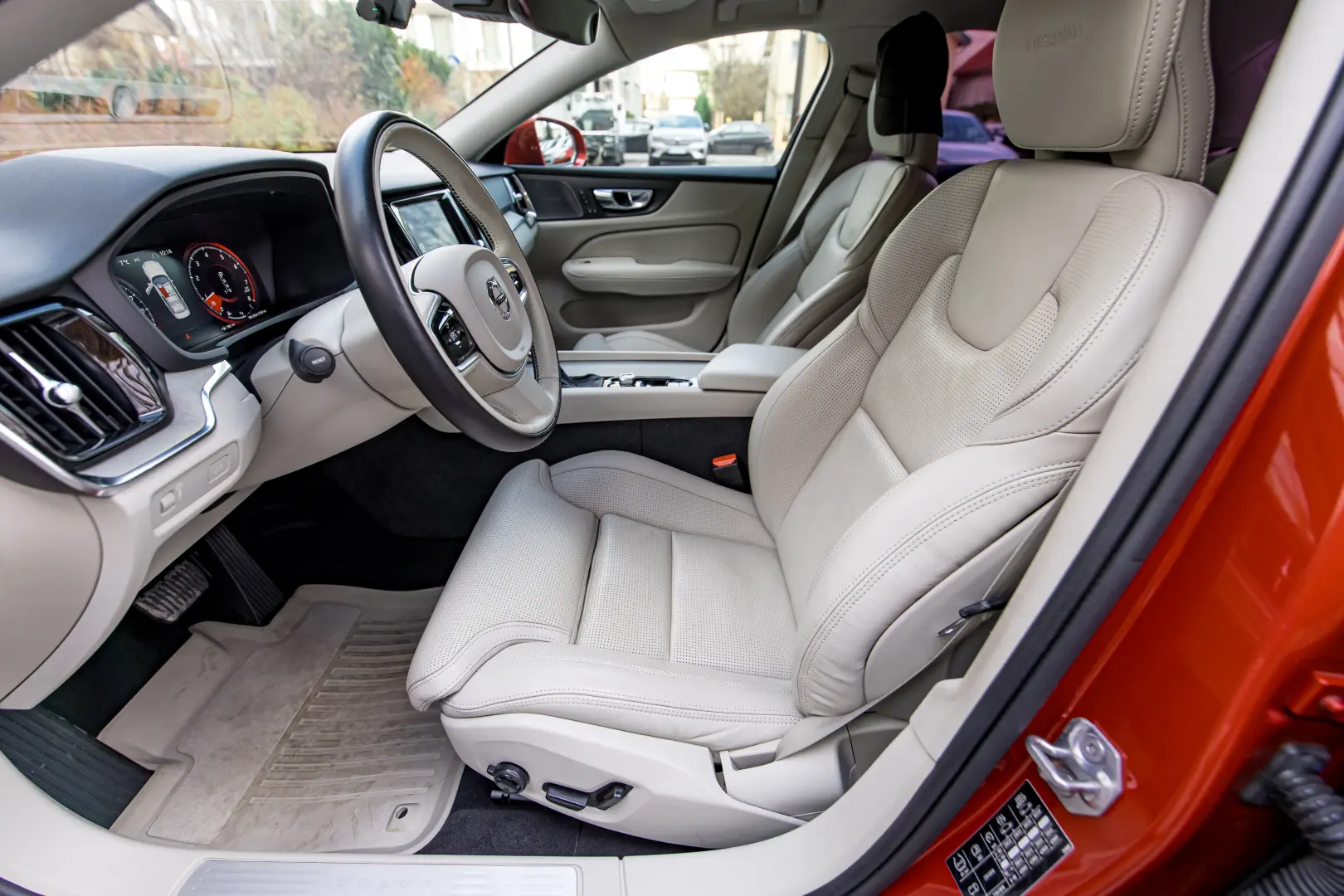 VOLVO S60 T4 INSCRIPTION